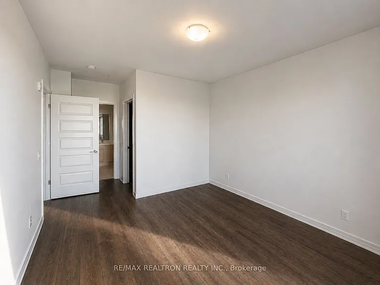 470 Gordon Krantz Ave #401 — Photo 3