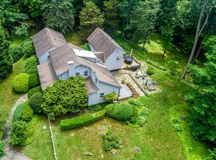 896 Westport Rd, Easton, CT 06612