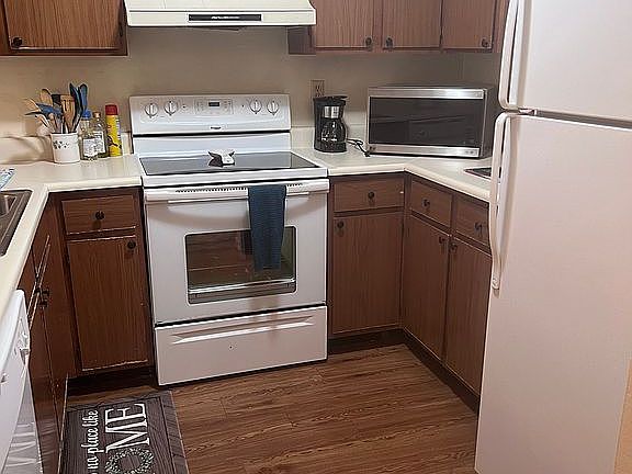 3rd image of 89 SE 16th Ave APT P304