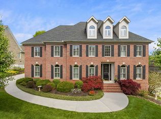 1806 Thoreau Ln, Knoxville, TN 37922
