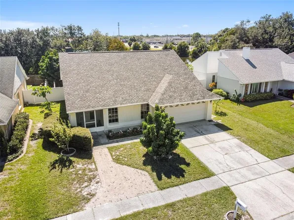 7007 HOLLOWELL DRIVE, TAMPA, FL 33634