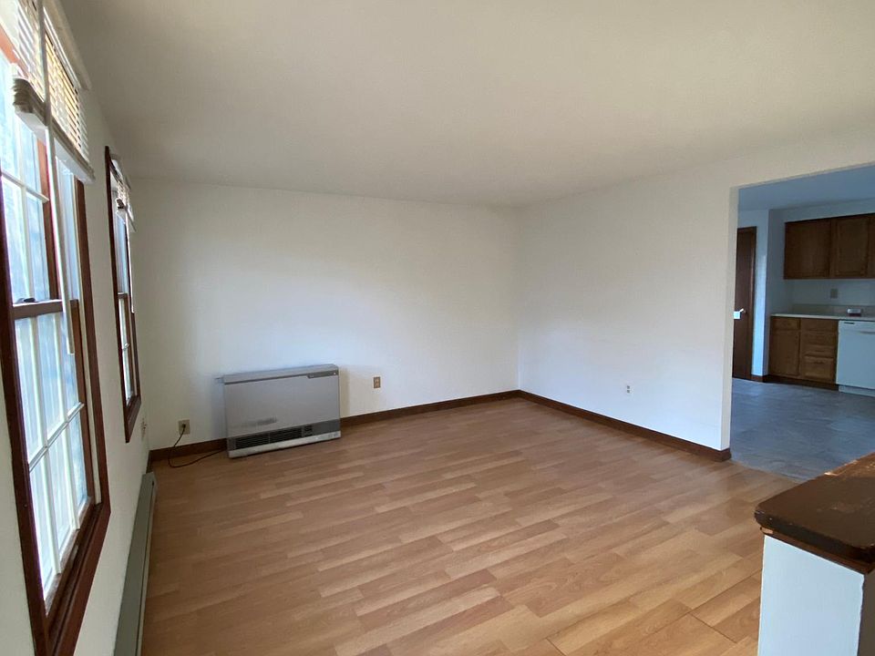 2nd image of 1317 Forest Ave