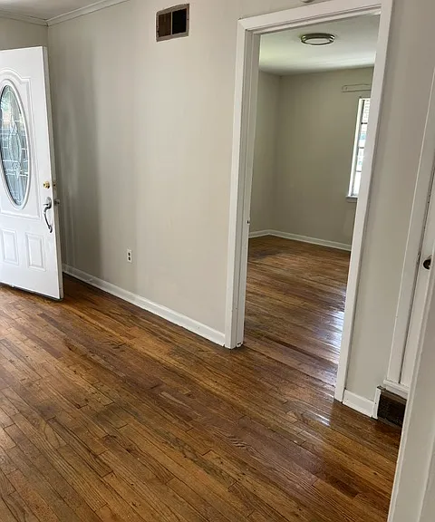 518 Harris St — Photo 8