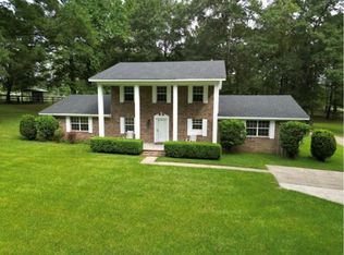 27 Bear Pen Creek Rd, Laurel, MS 39443