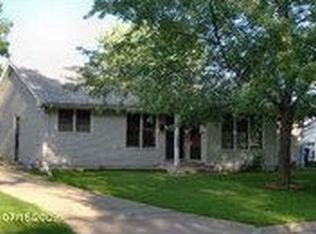 3825 56th St, Des Moines, IA 50310