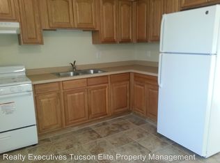 4157 E Desert Pl, Tucson, AZ 85712