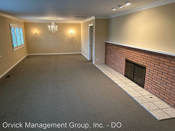 3rd image of 7410 Heatherwood Dr