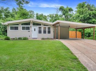 1352 Liggett Dr, Saint Louis, MO
