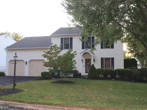 199 Abbey Dr, Royersford, PA 19468