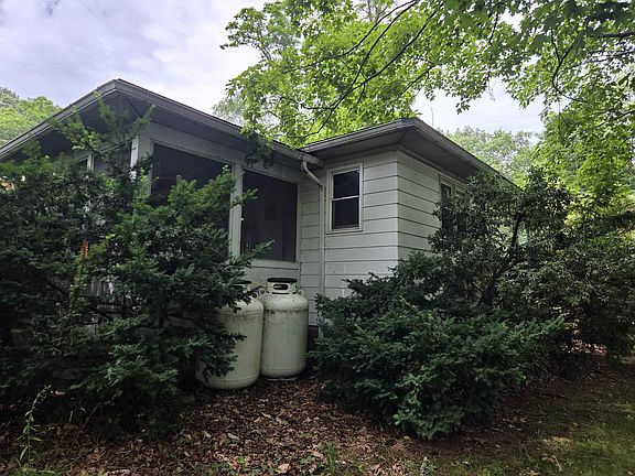 3rd image of 39 Penacook Street