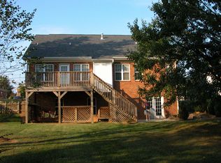 1308 Davenport Ct, Kernersville, NC 27284