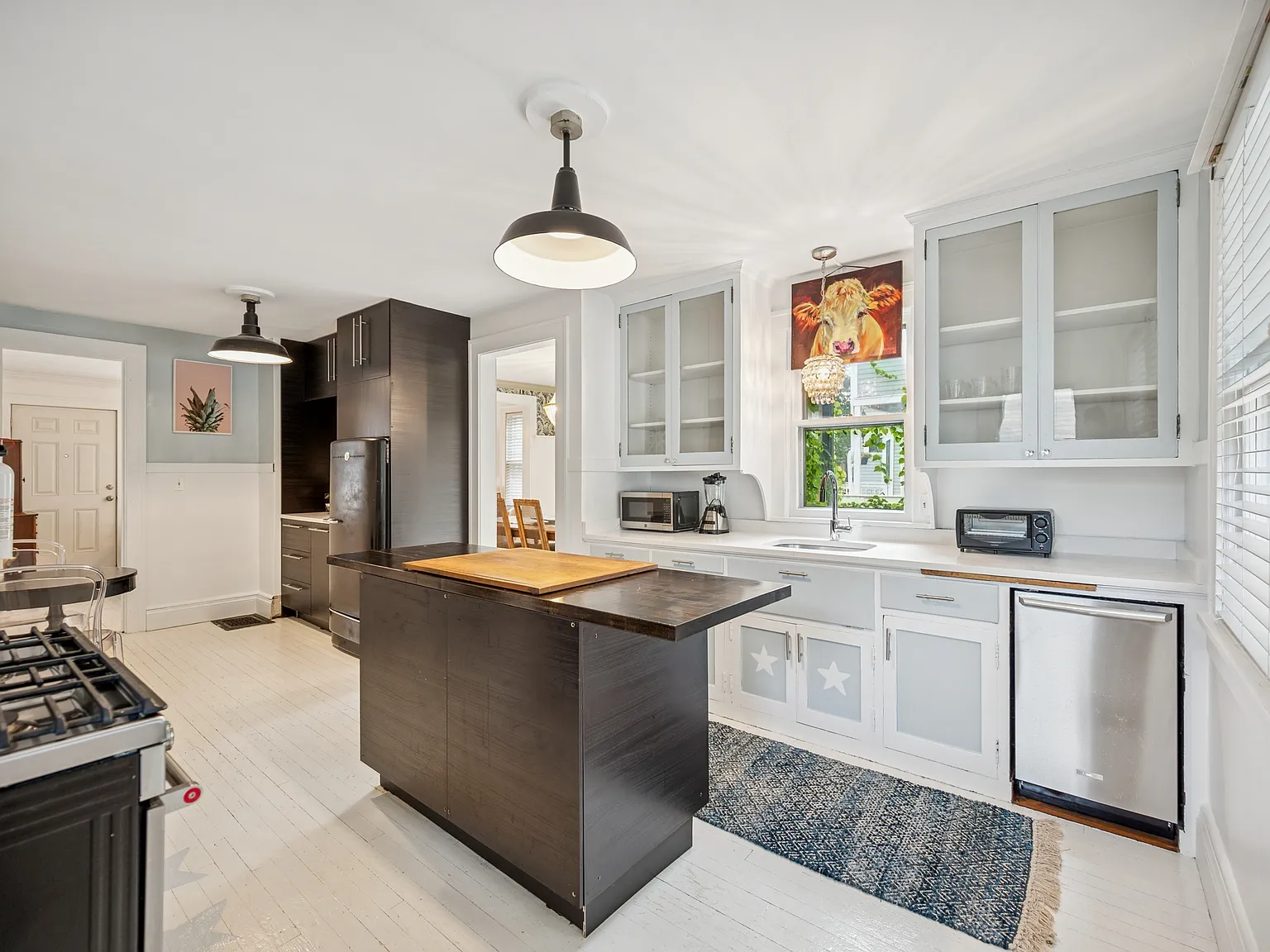 3 bed, 1200 sqft, $6,500 — Photo 3