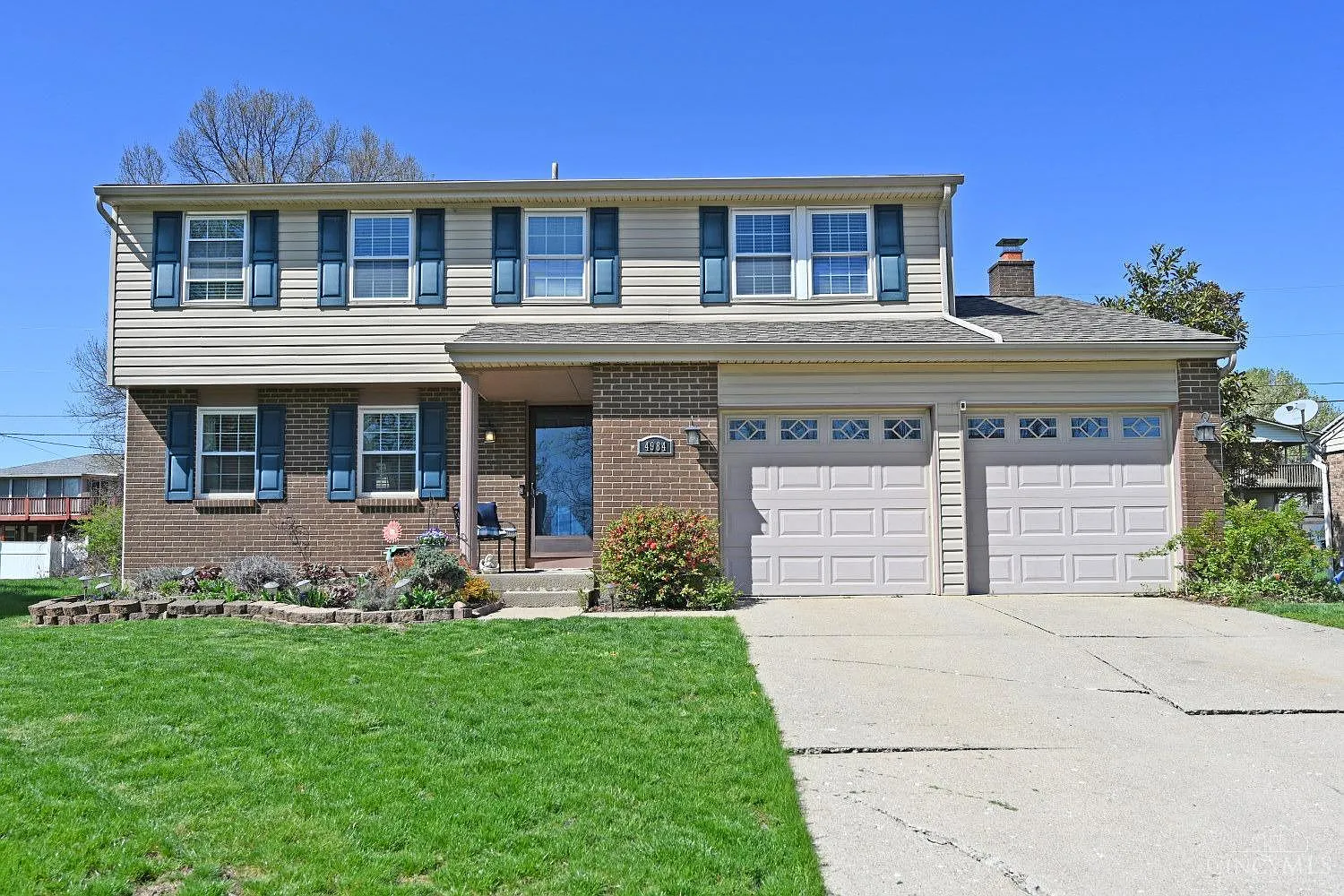 4984 Francisview Dr photo 1