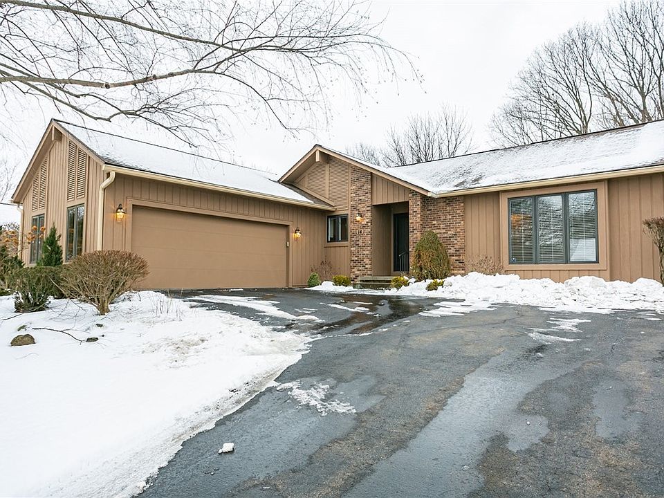 1st image of 14 Shadow Pines Dr