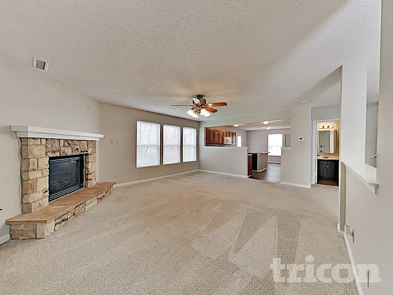 7921 Crackling Ln — Photo 22