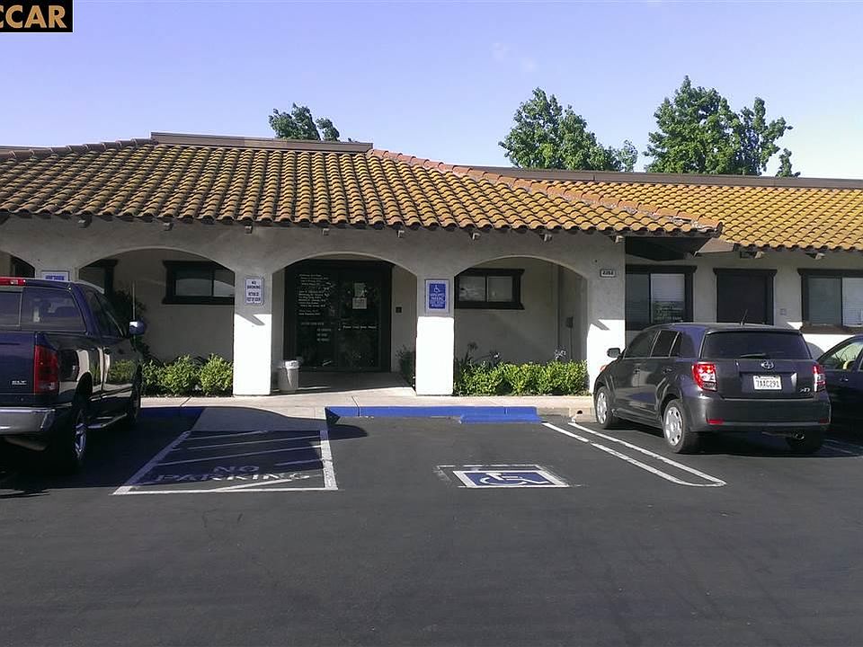 1st image of 2260 Gladstone Dr Suite 8