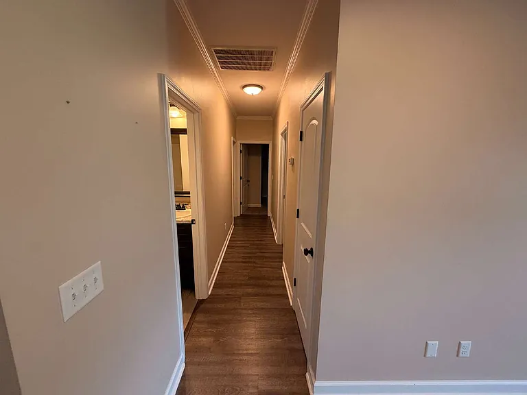 49 Gardenia St — Photo 7