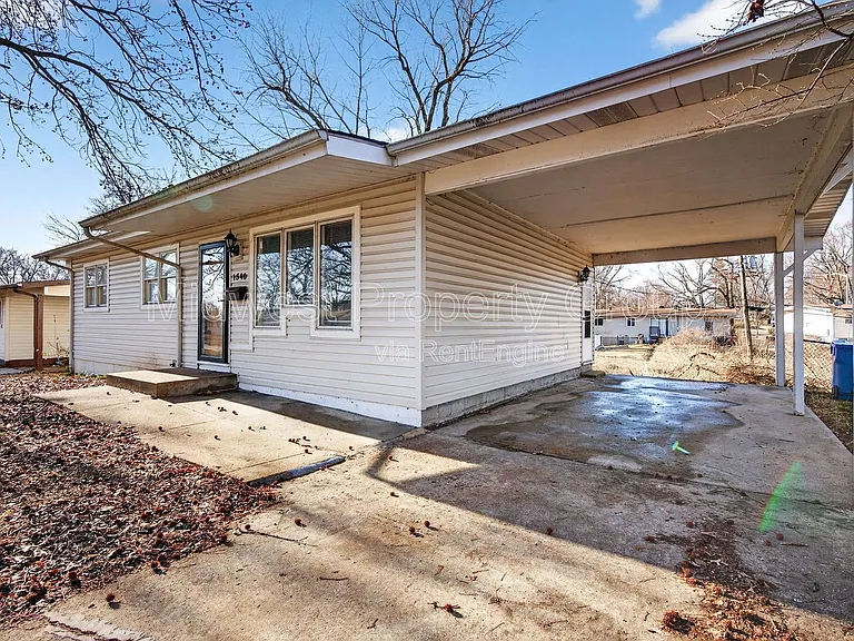 1540 Aspen Dr — Photo 29
