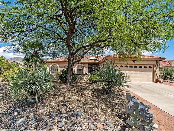 2nd image of 38405 S Apache Peak Dr