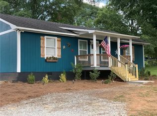 118 Trout Ln, Commerce, GA 30529