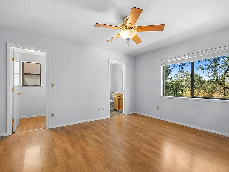 2835 Easy St — Photo 23