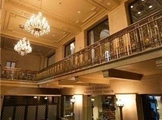 1 King St W #2706, Toronto, ON M5H 1A1