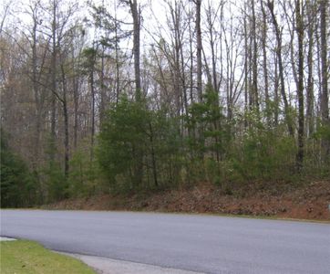 700 Cross Creek Dr, Seneca, SC, 29678