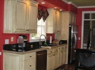 1 Black Pine Ct, Simpsonville, SC 29681