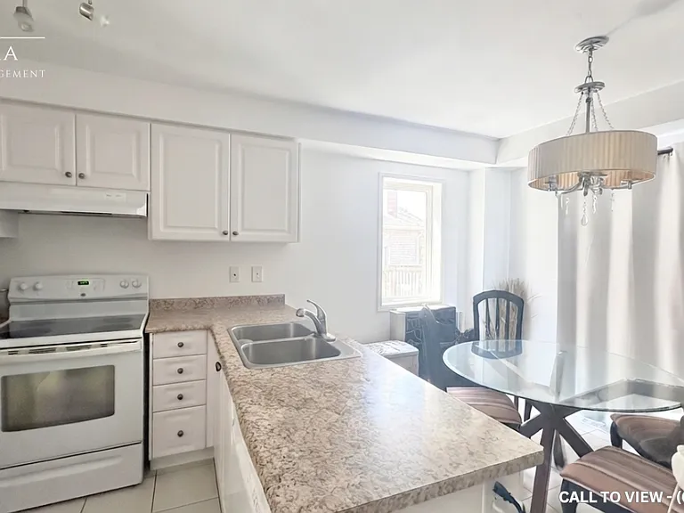 6 Formosa Ave — Photo 4