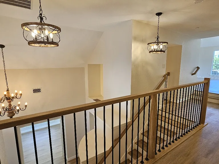 421 Long Cove Ct — Photo 15