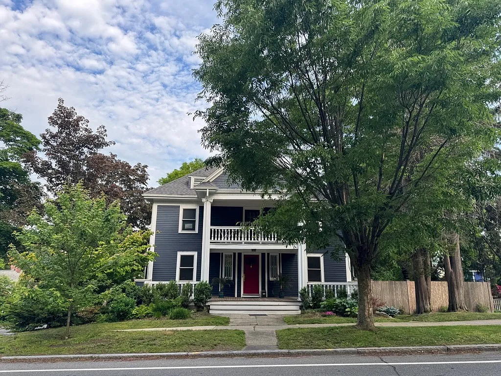 161 Highland Ave — Photo 3