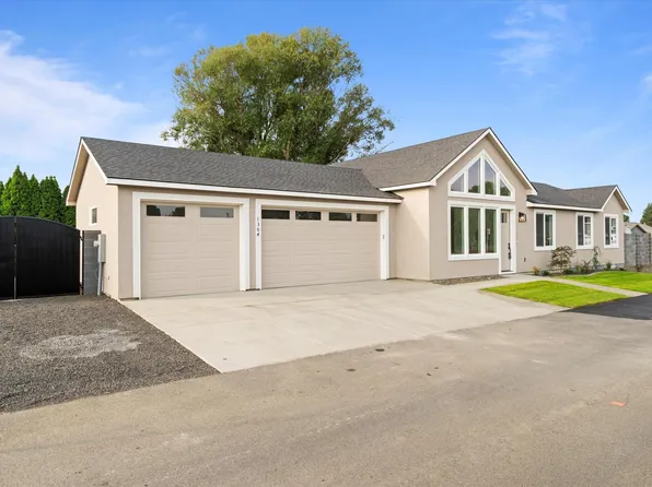 1304 Road 42, Pasco, WA 99301