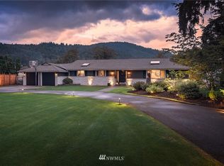18602 SE May Valley Rd, Issaquah, WA 98027