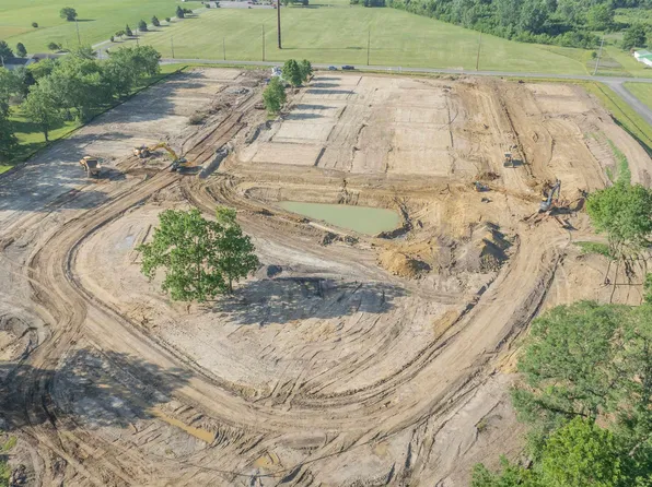 2121 Deepwater Loop, Monticello, IN 47960