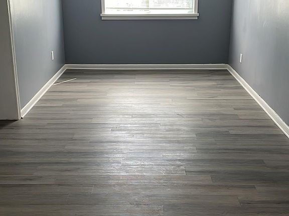 4th image of 18744 Eastland St