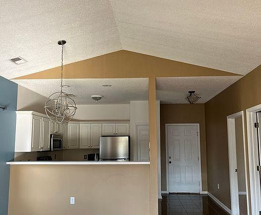 3rd image of 2030 Cross Gate Blvd Unit 301