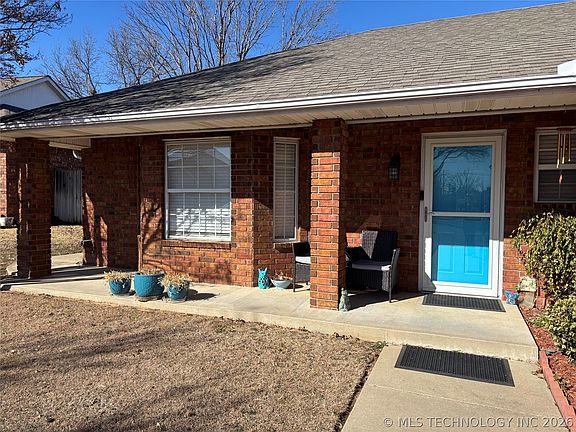 2nd image of 2513 Westwood Ct