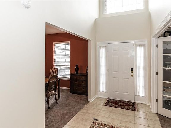 3rd image of 12546 Crystal Pointe Dr