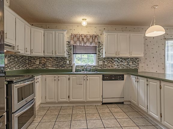 2nd image of 1597 Sexton Gin Rd