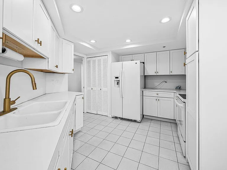 3560 S Ocean Blvd #809 — Photo 10
