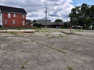 2001 10th Ave, Huntington, WV 25703