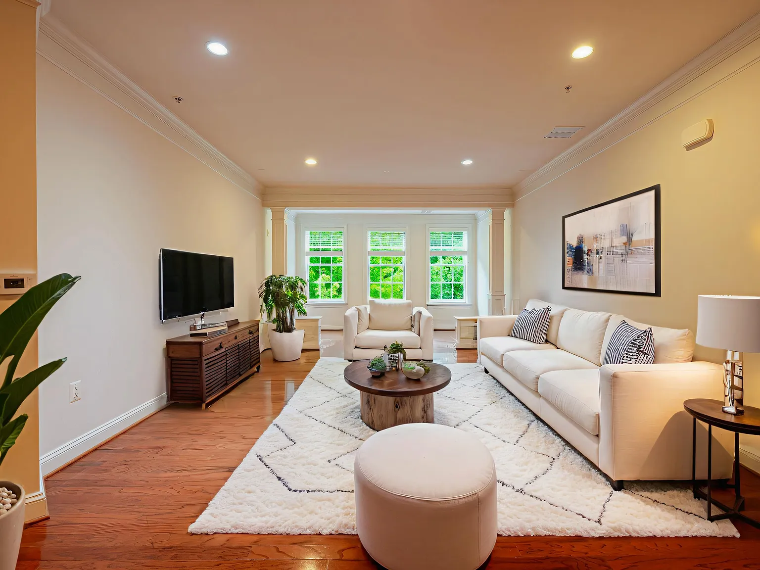 2 bed, 1585 sqft, $3,795 — Photo 2