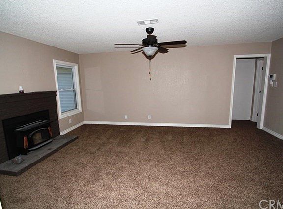4th image of 25212 Gentian Ave