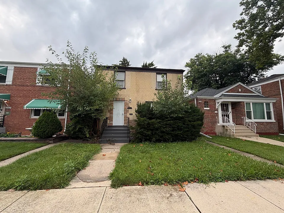 8339 S Hamilton Ave
