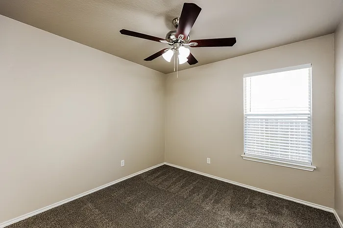 11233 Forest Pass Ct — Photo 12