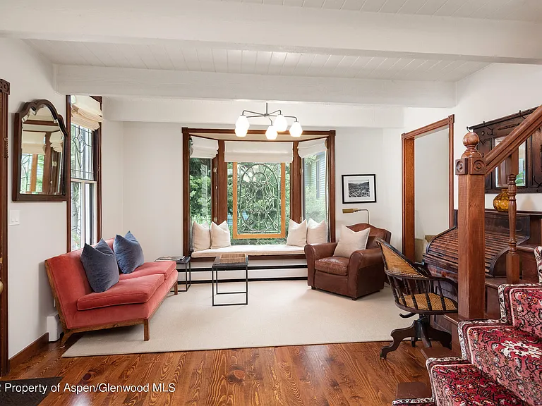 123 E Hallam St — Photo 9