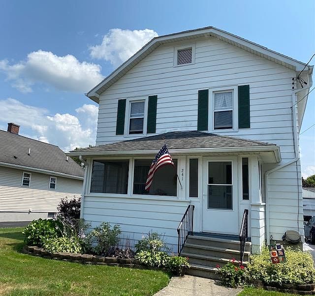 1st image of 541 Decker Ave