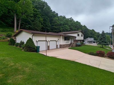 950 Garnavillo Avenue, Mc Gregor, IA, 52157