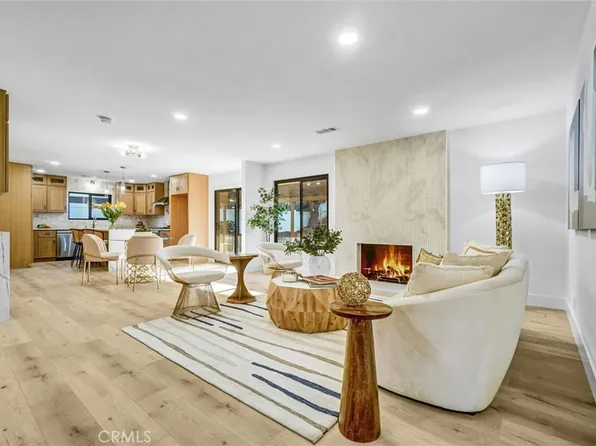 1834 E Sunview Dr, Orange, CA 92865