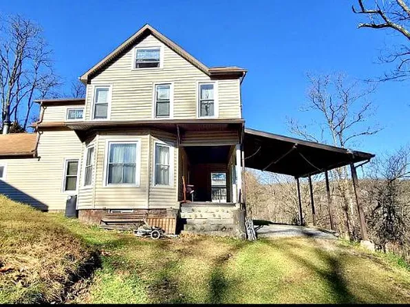 12720 Geary Ln NW, Mount Savage, MD 21545